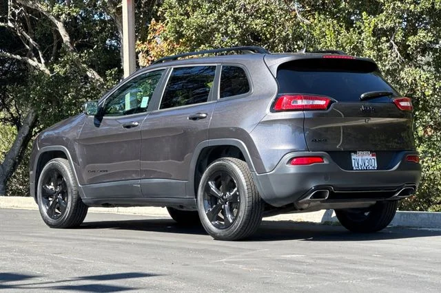 Used 2016 Gray Jeep High Altitude image 6