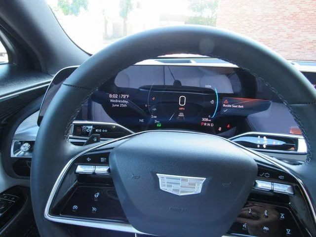 2025 Cadillac LYRIQ Luxury 1 - Photo 8