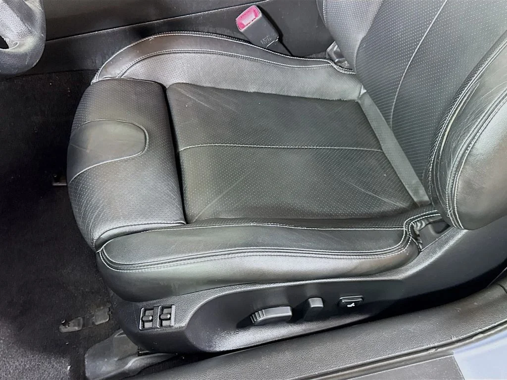 Used 2013 Blue INFINITI Sport image 24