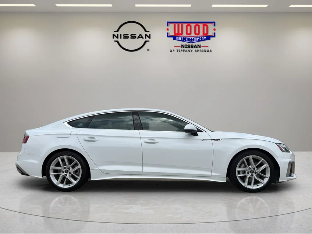 Used 2024 Arkona White Audi 45 S line Premium image 2