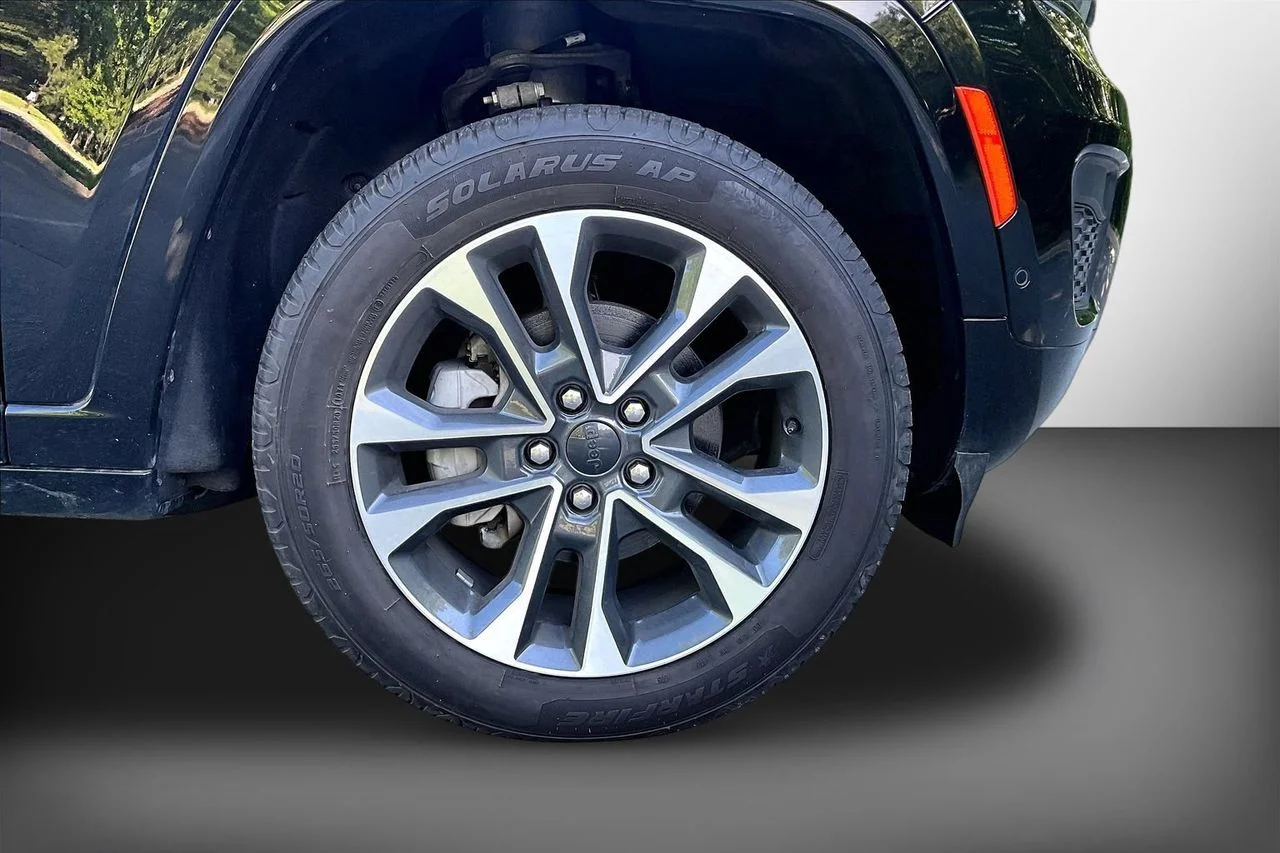 Certified Used 2023 Black Jeep Overland image 34