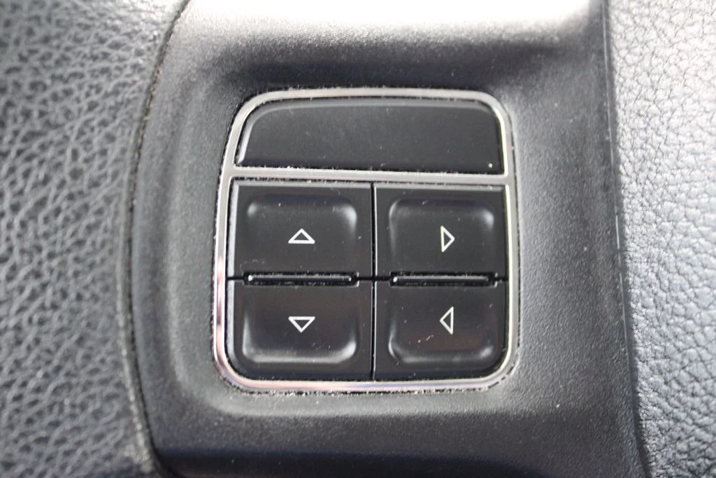 Used 2014 White Ram Express image 23