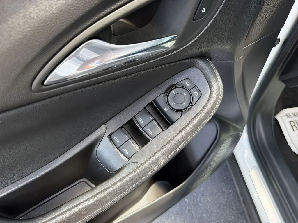 Used 2023 White Buick Preferred image 30