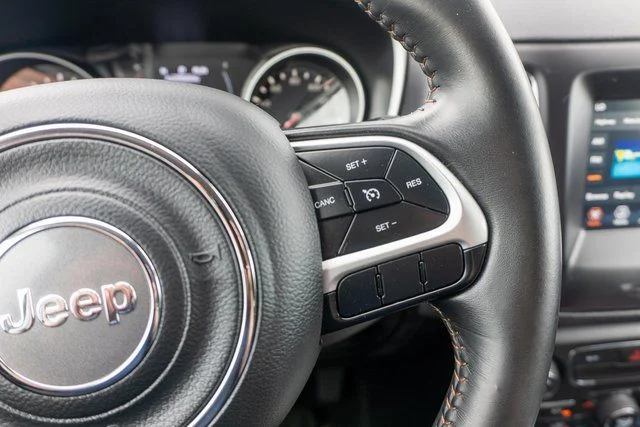Used 2019 Black Jeep Latitude image 22