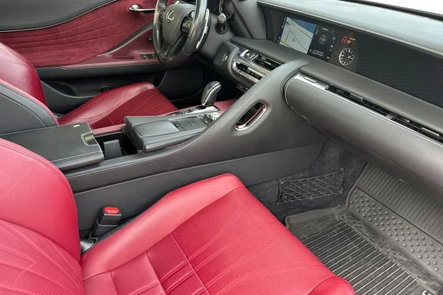 Used 2018  Lexus 500 image 15