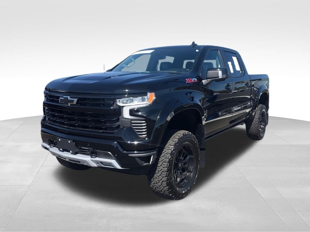 Used 2024 Black Chevrolet RST image 4