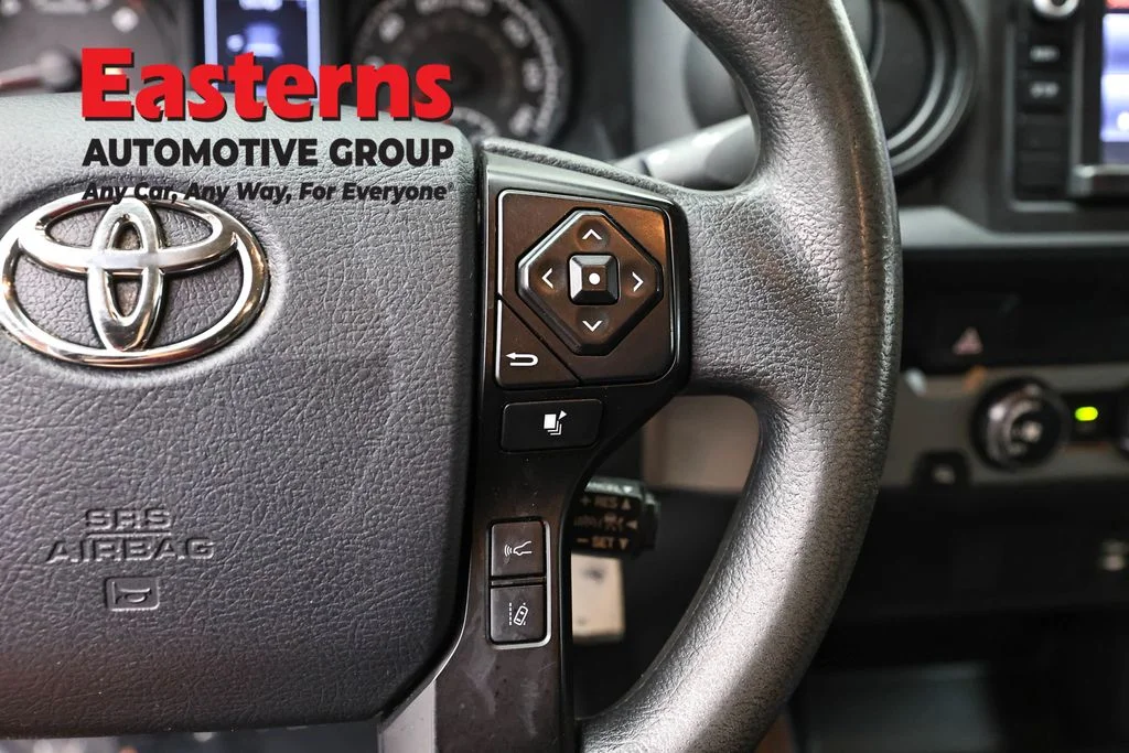 Used 2018 White Toyota SR image 15