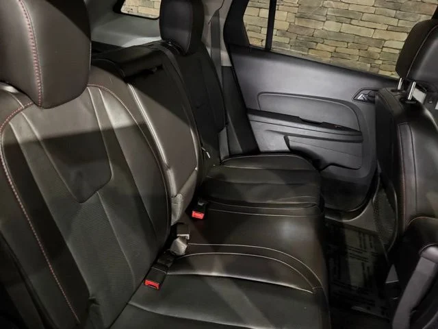 Used 2014 Champagne Silver Metallic GMC SLT-1 image 4