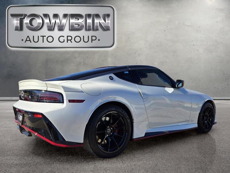 Used 2025 Pearl White NISSAN NISMO AUTO image 5