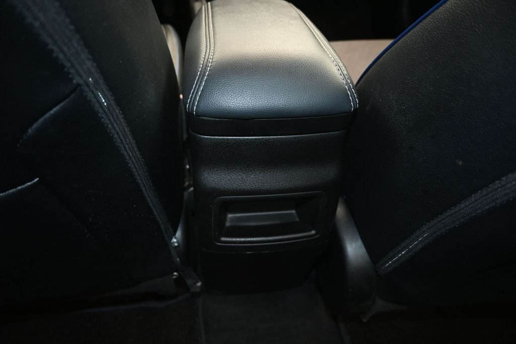 Used 2018 Blue Toyota SE image 18