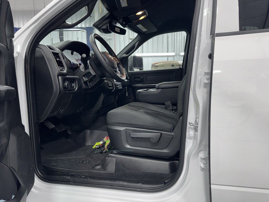 2025 RAM 2500 Tradesman - Photo 23