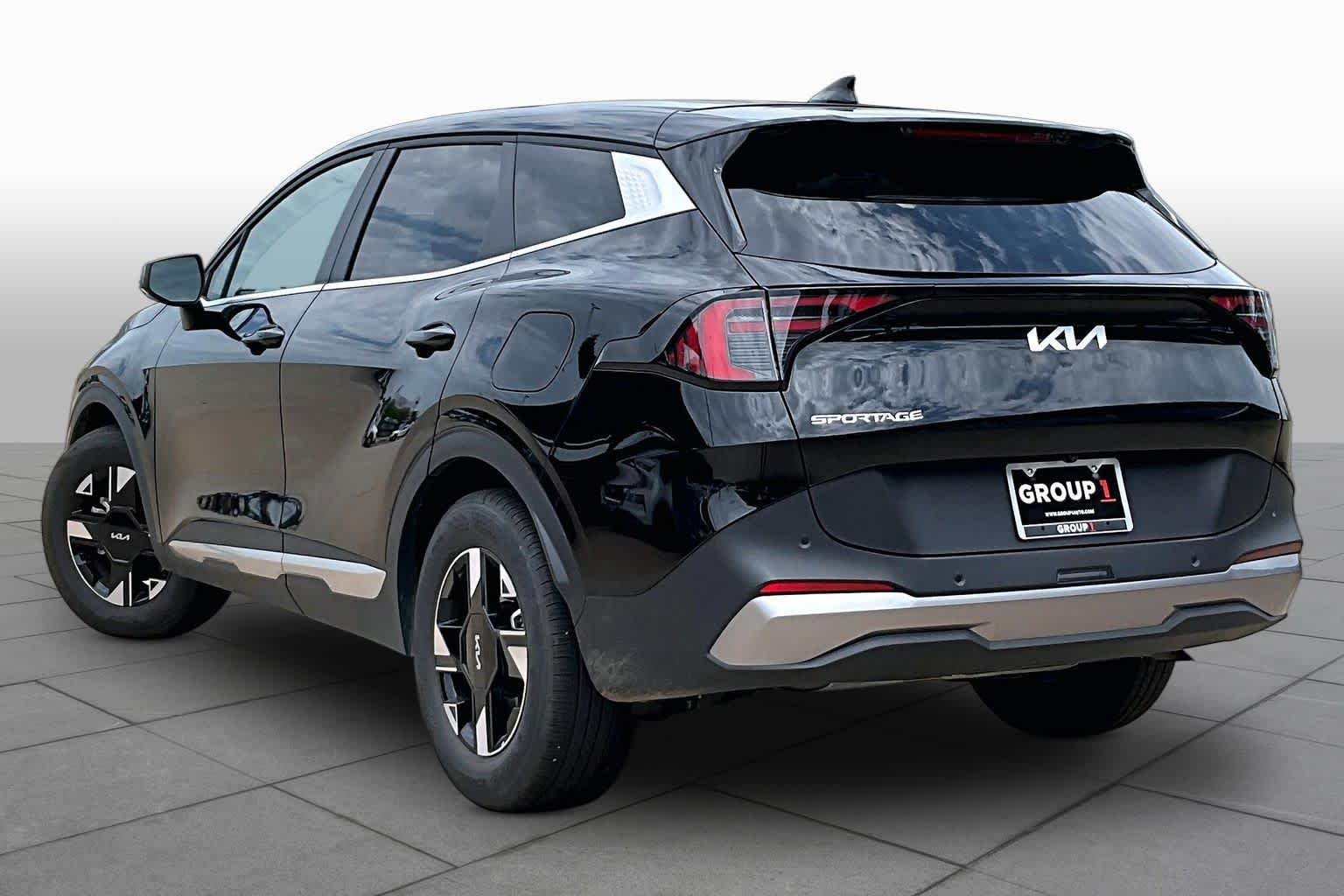 Used 2026 Ebony Black Kia LX image 12