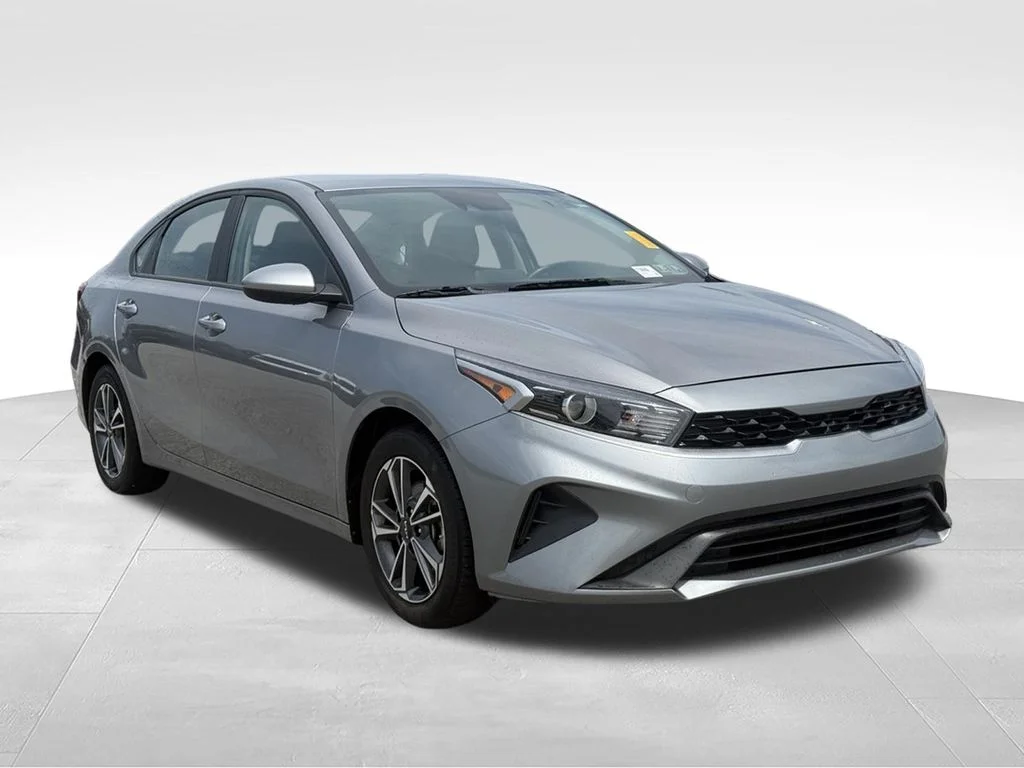 Used 2024 Gray Kia LXS image 27