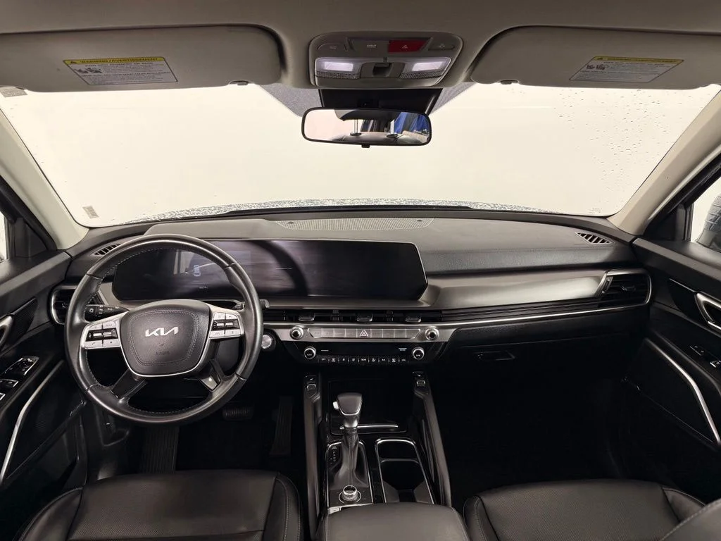 Certified Used 2025 Black Kia S image 4