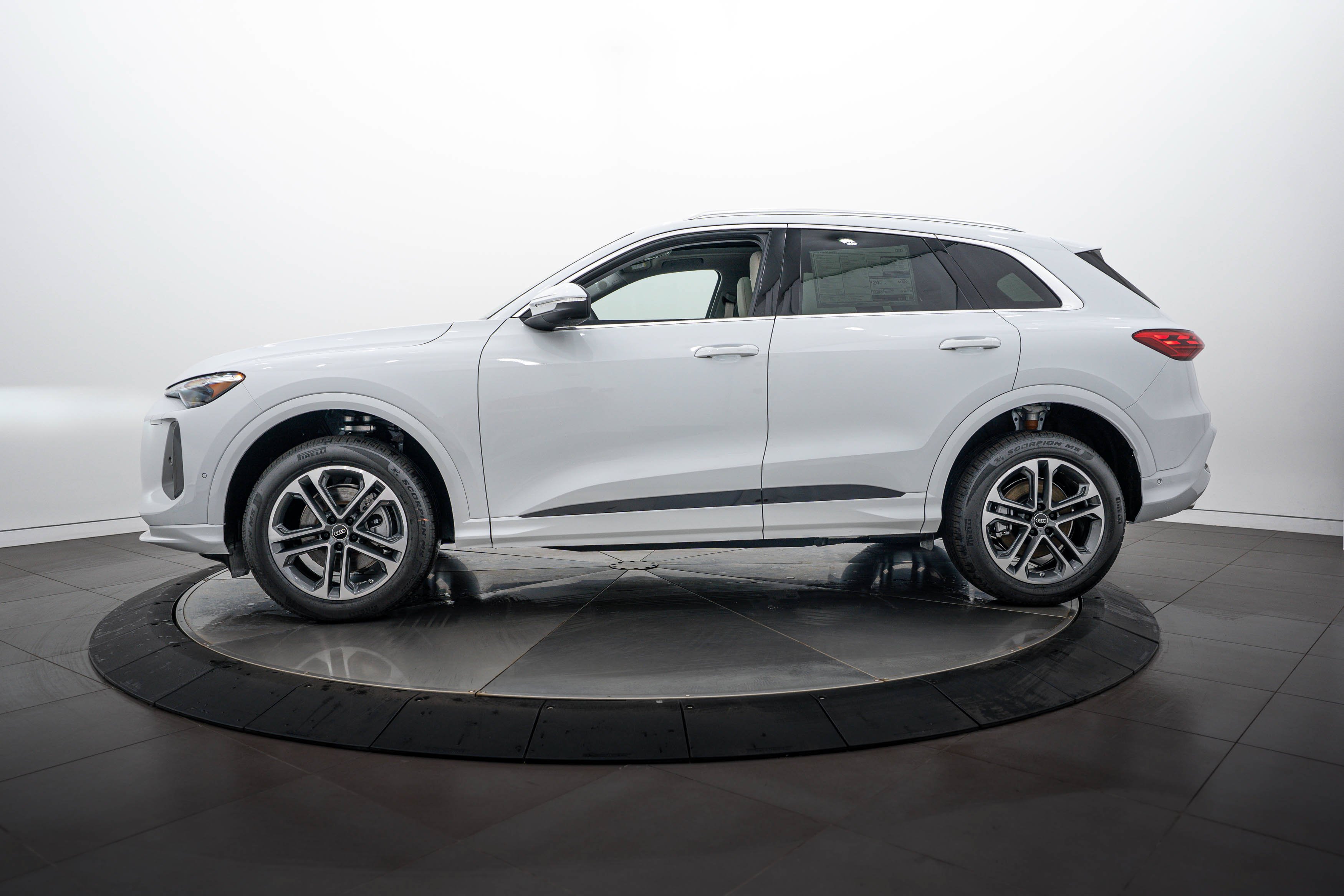 New 2026 Glacier White Audi Premium Plus image 7
