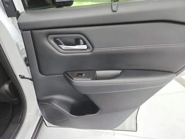 Used 2024 White Nissan SV image 45