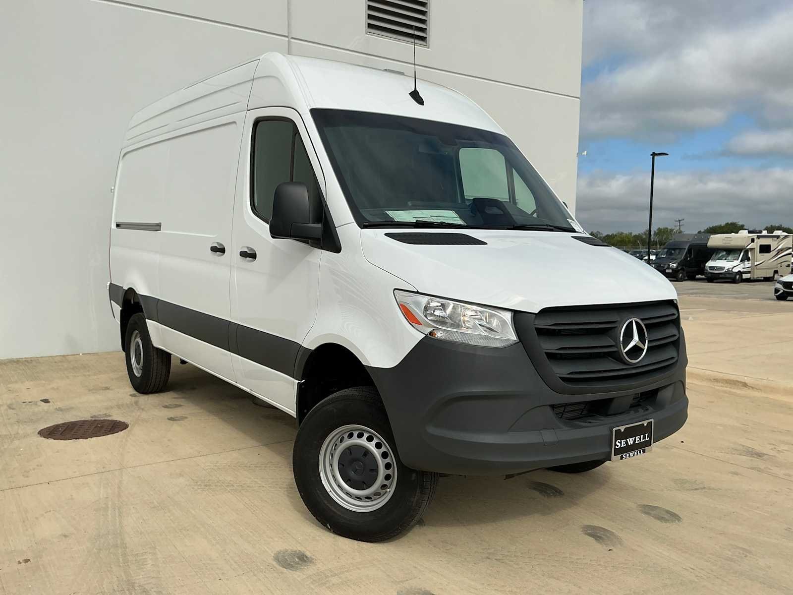 New 2025 Arctic White Mercedes-Benz  image 3