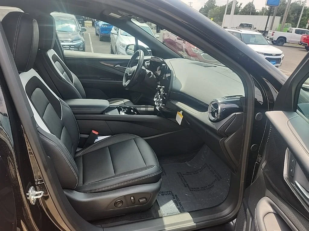 Used 2024 Black Chevrolet LT image 13
