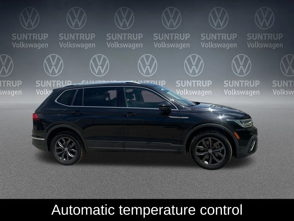 Used 2023 Black Volkswagen 2.0T SE image 8