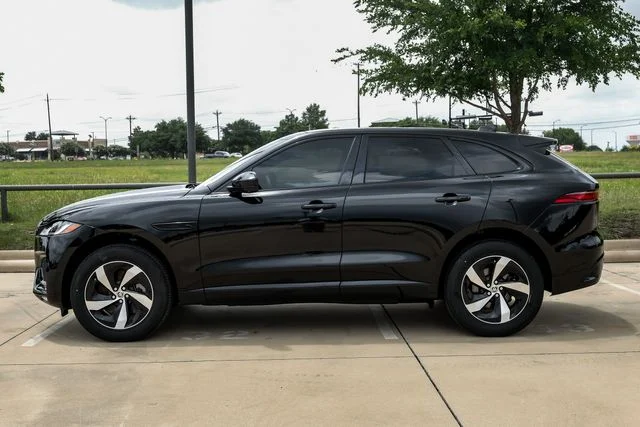 2026 Jaguar F-Pace R-Dynamic S - Photo 13