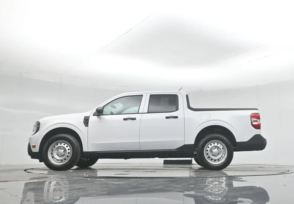 New 2026 Oxford White Ford XL image 49