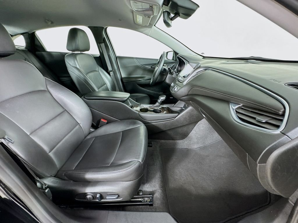 Used 2024 Mosaic Black Metallic Chevrolet LT image 34