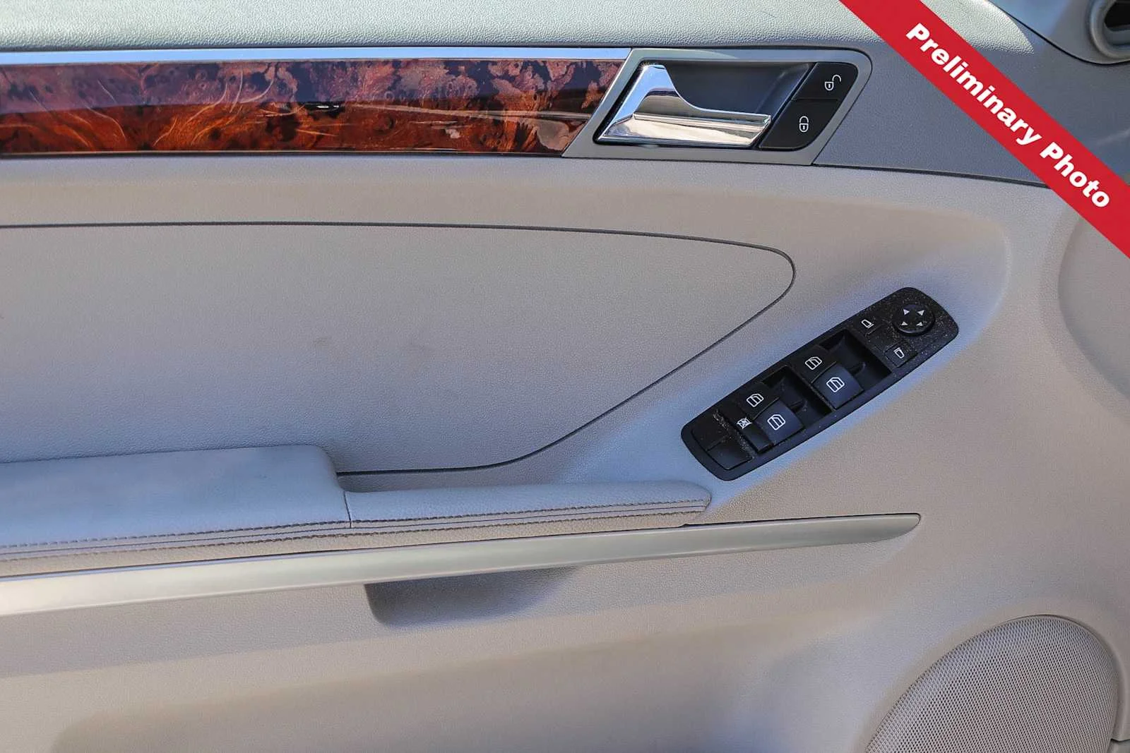 Used 2007  Mercedes-Benz 3.5L image 17