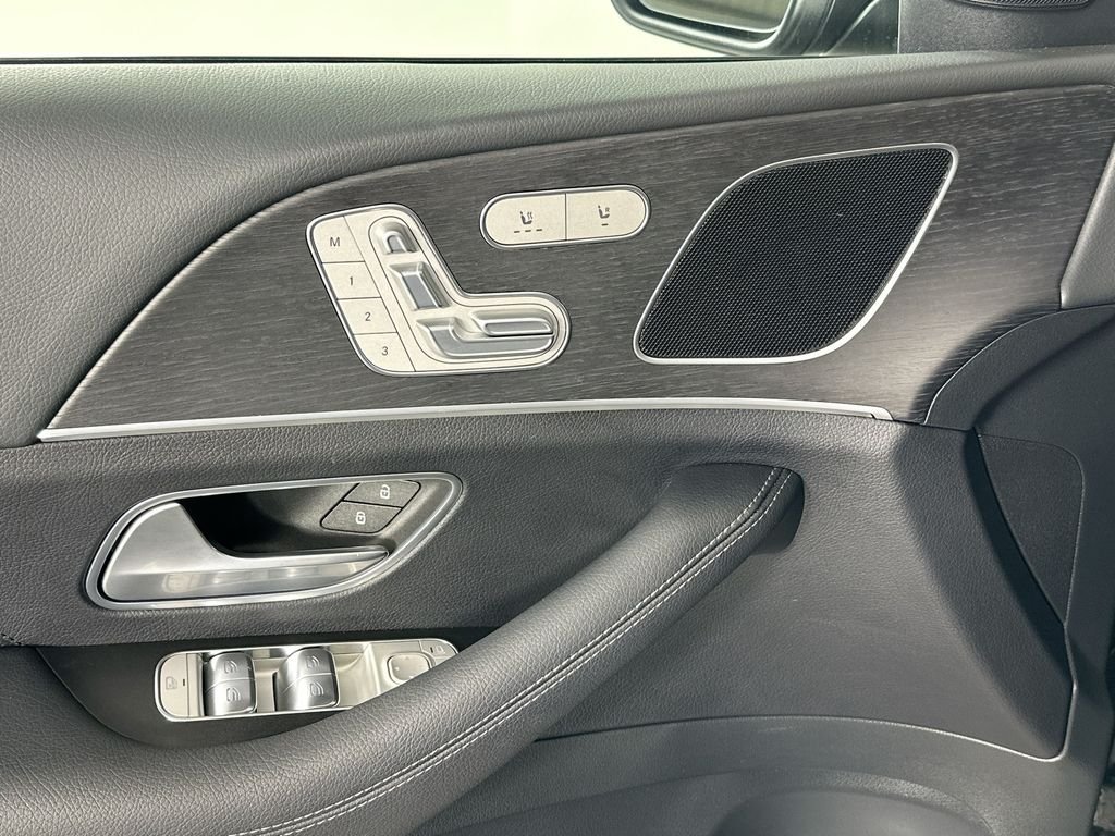 Certified Used 2026  Mercedes-Benz GLE 350 image 18