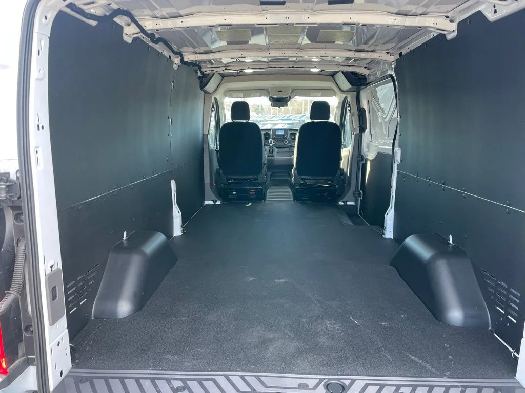 2025 Ford Transit Van Base - Photo 30