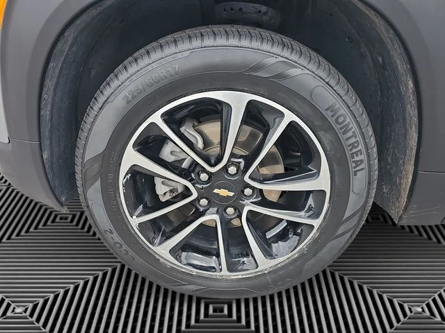 Used 2024 Gray Chevrolet LT image 12