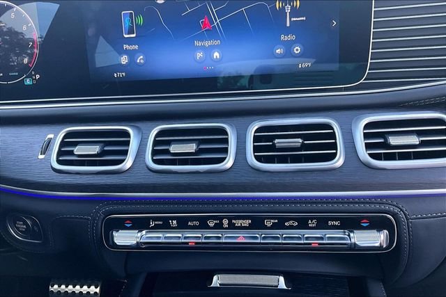 Used 2025 Gray Mercedes-Benz GLE 53 AMG® image 17