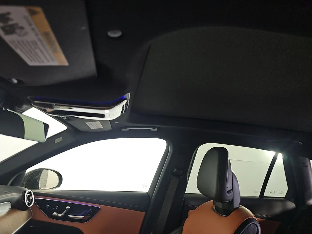 Used 2024 Gray Mercedes-Benz GLC 300 image 7