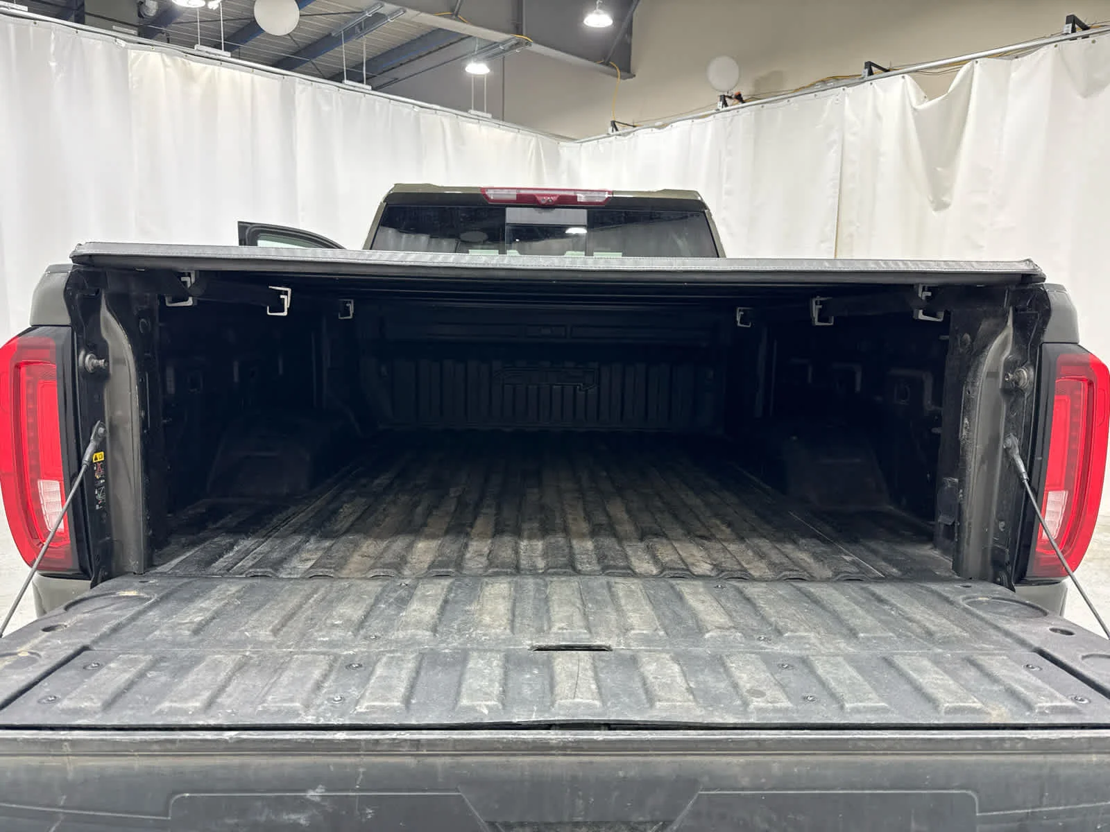 Certified Used 2022 FOREST METALLIC GMC AT4 image 16