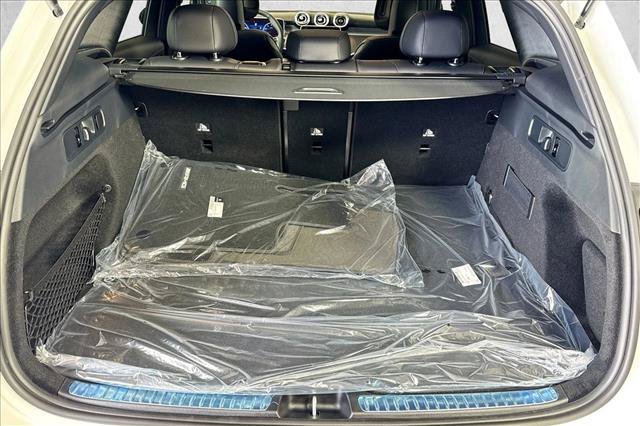 New 2026 Polar White Mercedes-Benz GLC 300 image 54