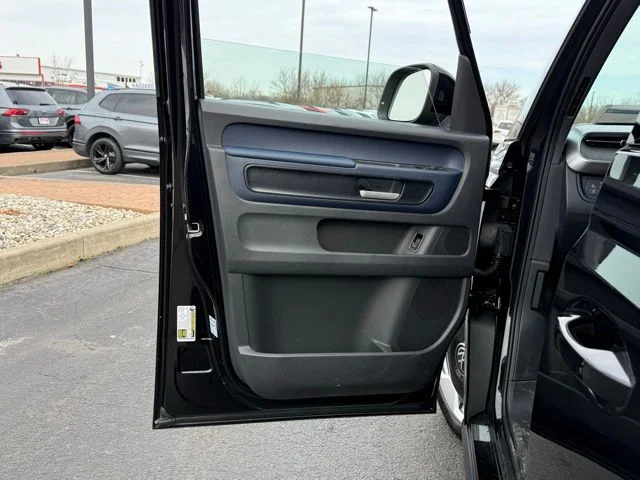 New 2025 Black Volkswagen PRO S RWD 1-Auto image 19