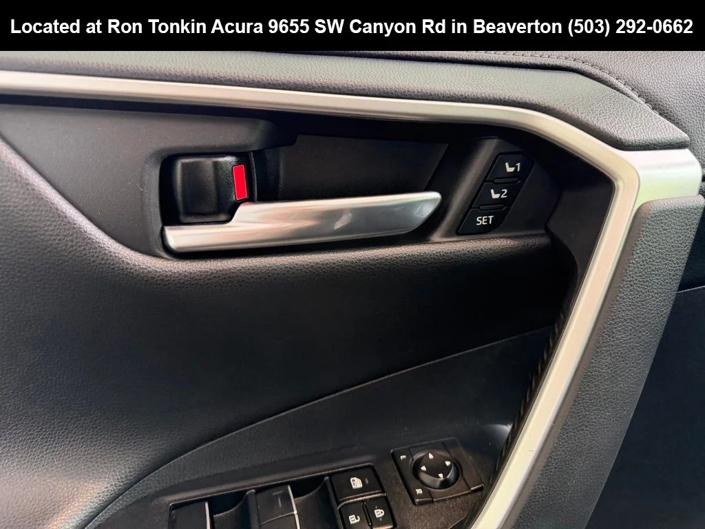 Used 2019 Midnight Black Metallic Toyota Limited image 13