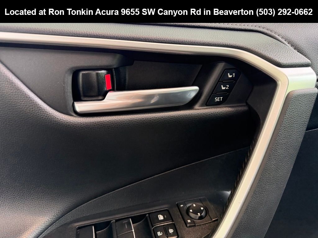 Used 2019 Midnight Black Metallic Toyota Limited image 13