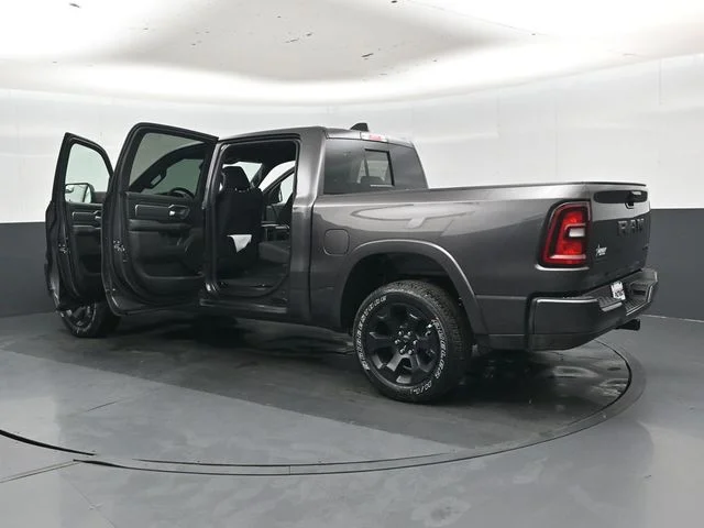 New 2026 Granite Crystal Metallic Clear-Coat Exterior Paint RAM Big Horn/Lone Star image 47