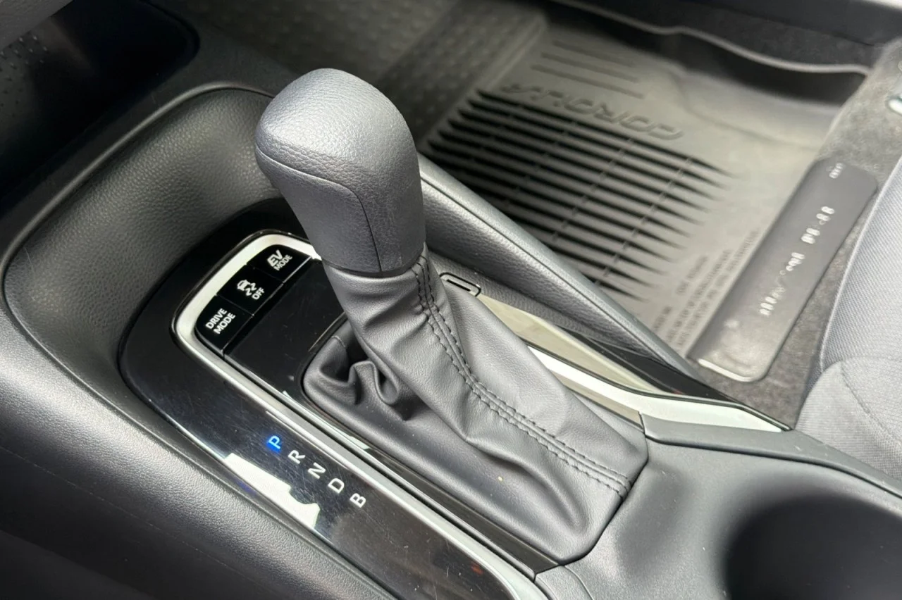 Used 2025 Blueprint Toyota Hybrid LE image 19