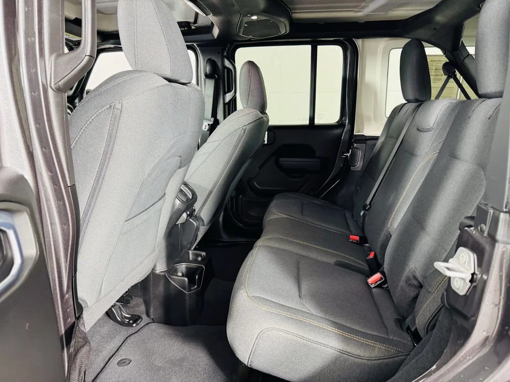 2026 Jeep Wrangler 4-Door Sport - Photo 19
