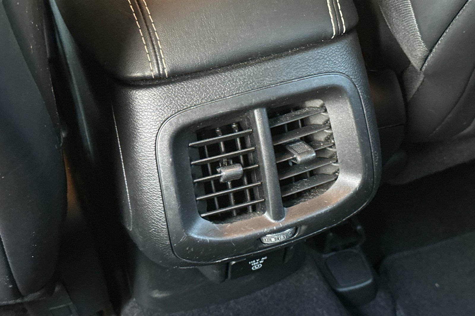 2018 Jeep Cherokee Latitude Plus - Photo 29