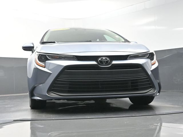 Used 2025 Gray Toyota LE image 33