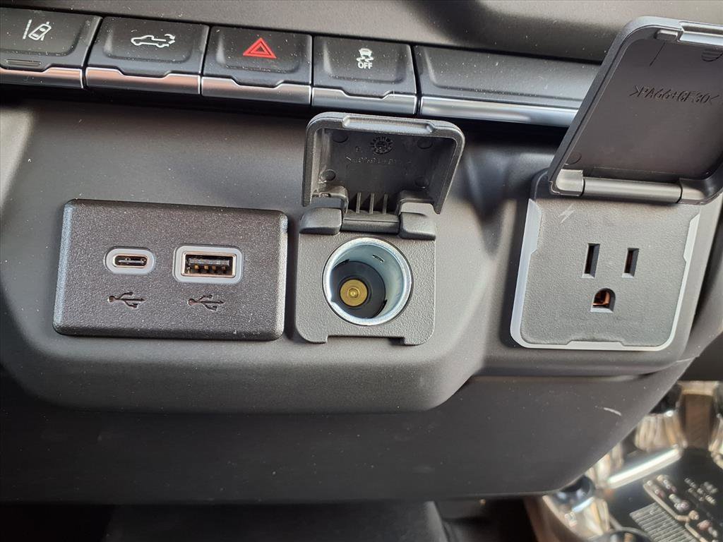 2026 GMC Sierra 3500HD Pro - Photo 7