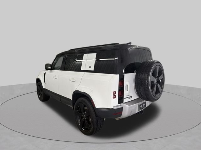 Used 2020 Fuji White Land Rover HSE image 8
