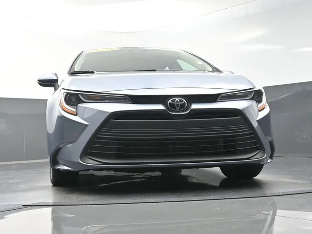 2025 Toyota Corolla LE - Photo 33