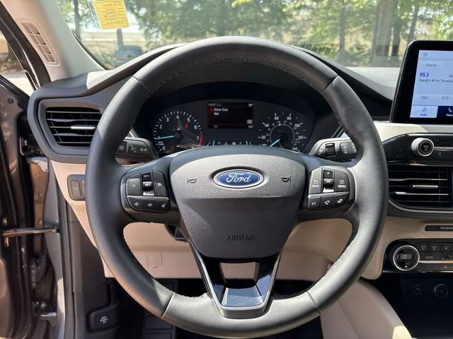 Used 2021 Gray Ford SE image 14