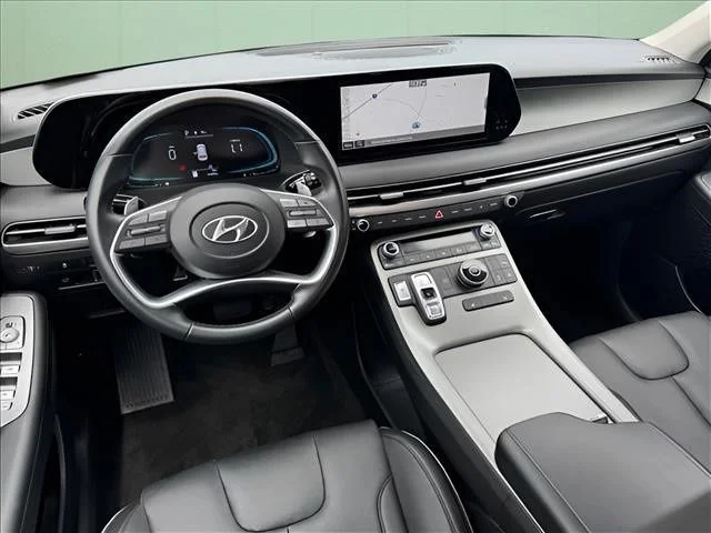 Used 2024 White Hyundai SEL image 14