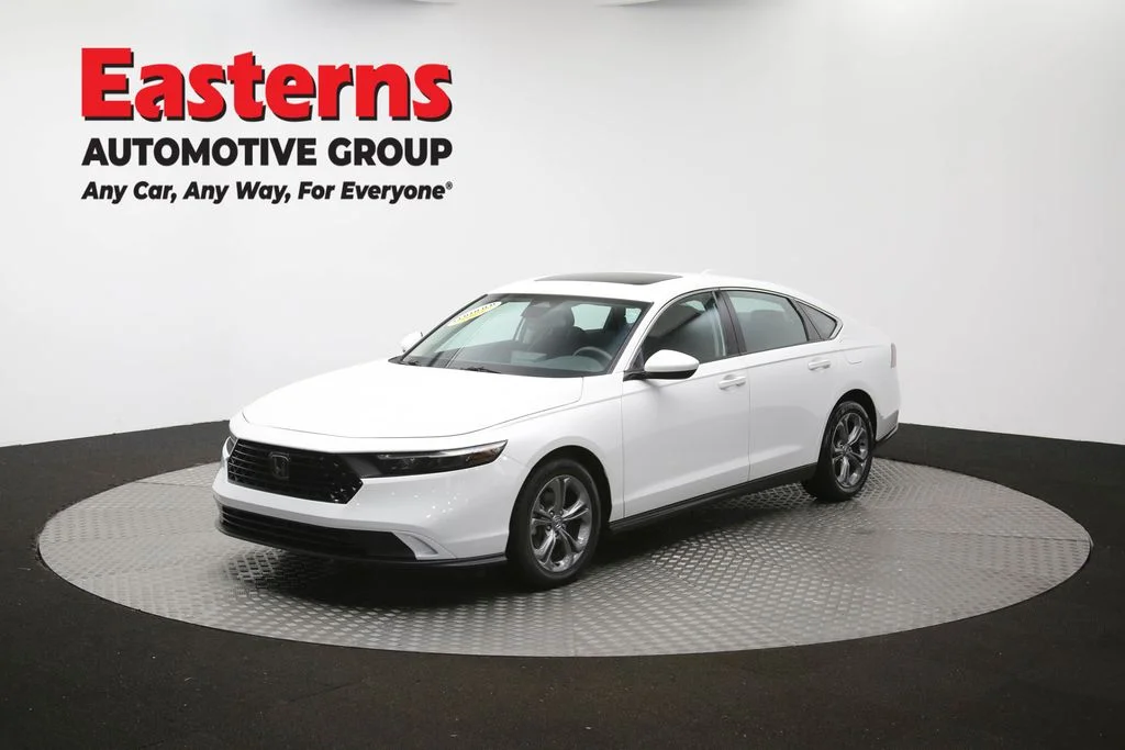 Used 2023 White Honda EX image 58