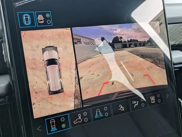 2026 GMC Yukon AT4 - Photo 32