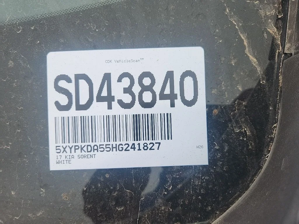 Used 2017 White Kia SX Limited image 5